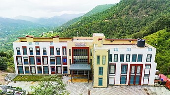 Sukama Resort & Spa