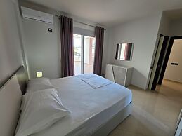 Thomas K Veranda Apartment