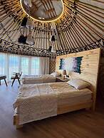 Oimo Tash Yurt Camp