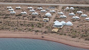 Oimo Tash Yurt Camp