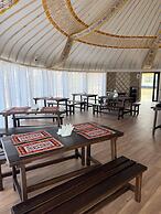 Oimo Tash Yurt Camp
