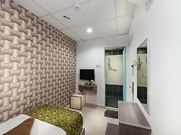 Lacomme Inn