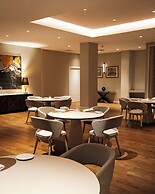 Antum Hotel