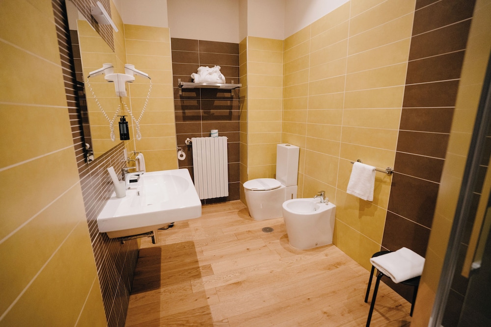 Antum Hotel
