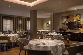 Antum Hotel