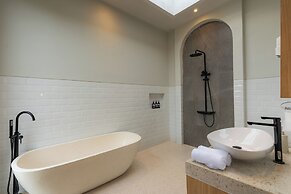 Amartya Villa by Betterplace