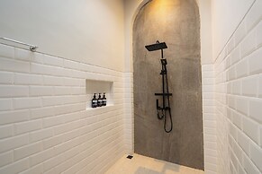 Amartya Villa by Betterplace