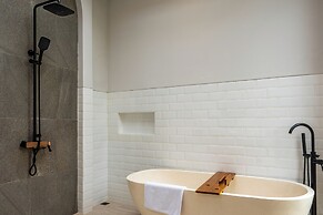 Amartya Villa by Betterplace