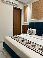 Royal Vista Hotel By Divud Ecom