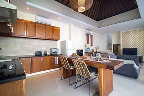 Marijo Villa 2BR Private Pool Mins to Central Ubud