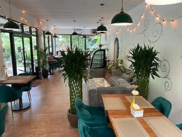 Samma Karuna Resort - Intoxicants free
