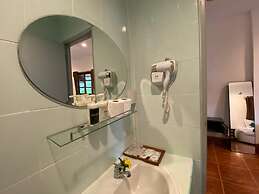 Samma Karuna Resort - Intoxicants free