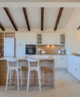 Spacious Country Villa With Private Pool