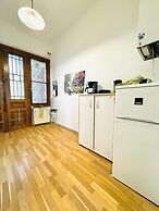 Modern Studio Close to Stadthalle