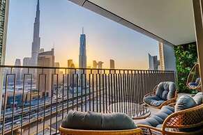 Full Burj View 2 min to Dubai Mall