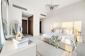 2BR Apartment Near Downtown Dubai Mall