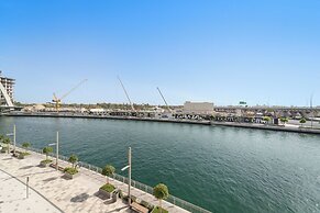 2BR M Canal Front with Full Water Views