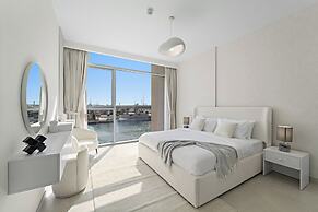 2BR M Canal Front with Full Water Views