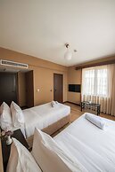 Servi House