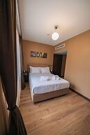 Servi House