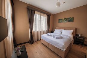 Servi House