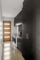 Valora Luxury By The Bay