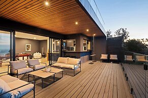 Valora Luxury By The Bay