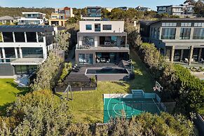 Valora Luxury By The Bay
