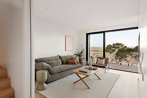 Banksia Luxury Home With Views
