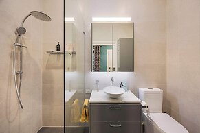 The Empress Direct Access Carlton Gardens