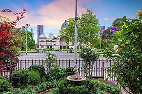 The Empress Direct Access Carlton Gardens