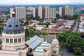 The Empress Direct Access Carlton Gardens