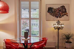 The Empress Direct Access Carlton Gardens