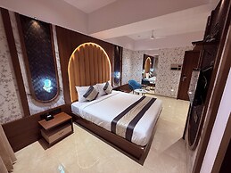 Hotel Saffron Grand Thane