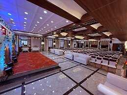 Hotel Saffron Grand Thane