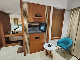 Hotel Saffron Grand Thane