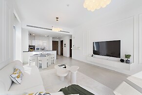 2BR M Canal Front B3 Waterfront Views