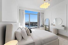2BR M Canal Front B3 Waterfront Views