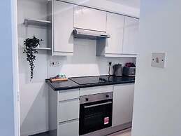 Oakley Retreat in Grays