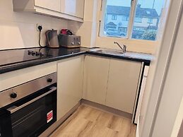 Oakley Retreat in Grays