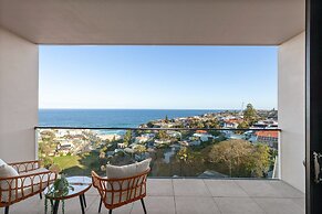 Modern 1-bed With Tamarama Beach Views