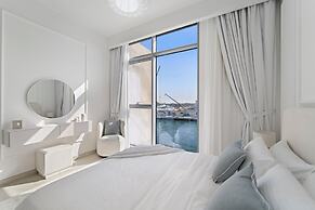 2BR M Room CF7 B Partial Canal View