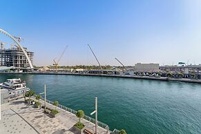 2BR M Room CF7 B Partial Canal View