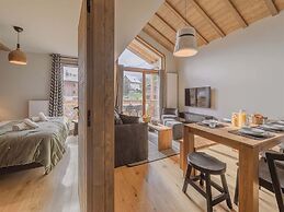 Spacious Alpine Apartment With Jacuzzi