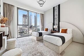2BR M Water Views Near Downtown