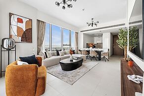 2BR M Water Views Near Downtown