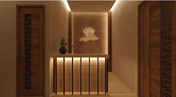 Sost Serena Hotel