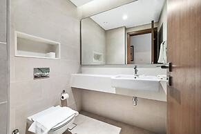 2BR M Huge Terrace Direct Canal Access