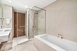 2BR M Huge Terrace Direct Canal Access