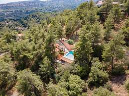 10 MON - Stay Hillcrest Panorama Villa